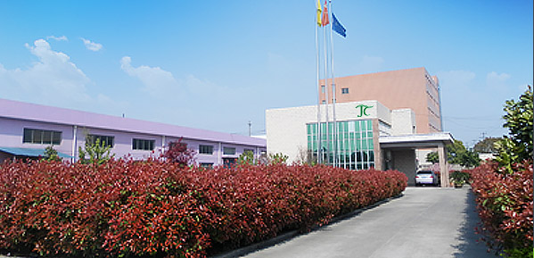 上海金慈實(shí)業(yè)有限公司，丙綸高強(qiáng)絲，丙綸色絲，丙綸中空絲，丙綸異形絲，丙綸夜光紗，高強(qiáng)丙綸絲，丙綸工業(yè)絲，丙綸熒光絲